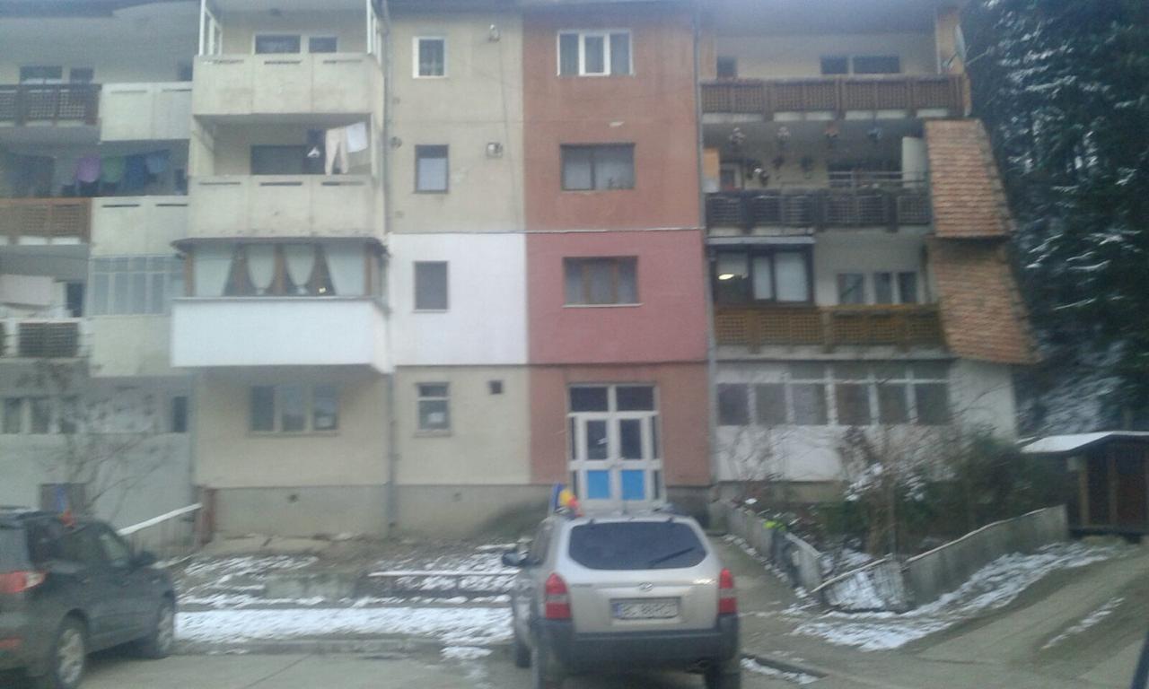 Apartament Nemira Slănic-Moldova Exteriör bild